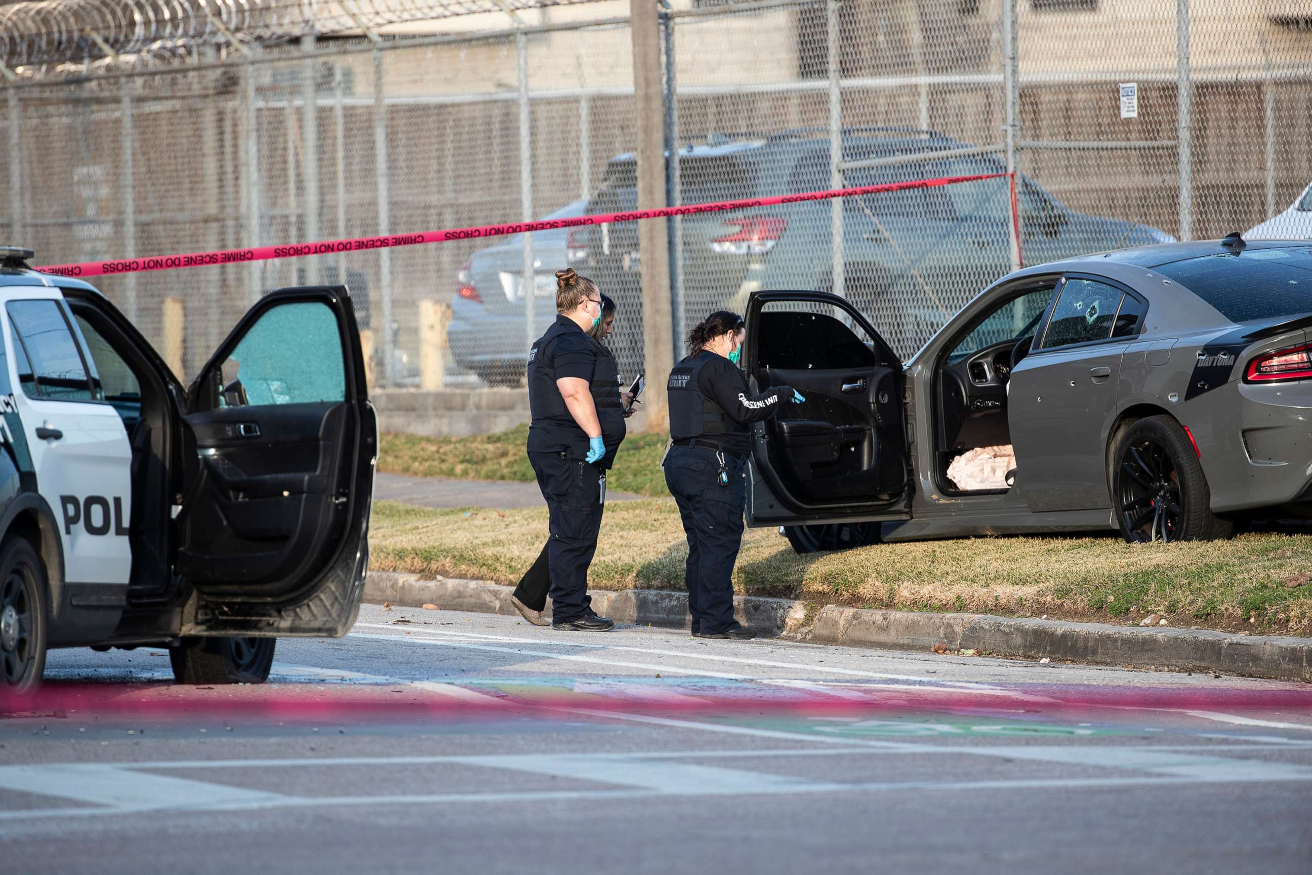 PHOTO: Police investigate the scene where three Houston Police Department officers were shot near the intersection of McGowen and Hutchins, on Jan. 27, 2022, in Houston.