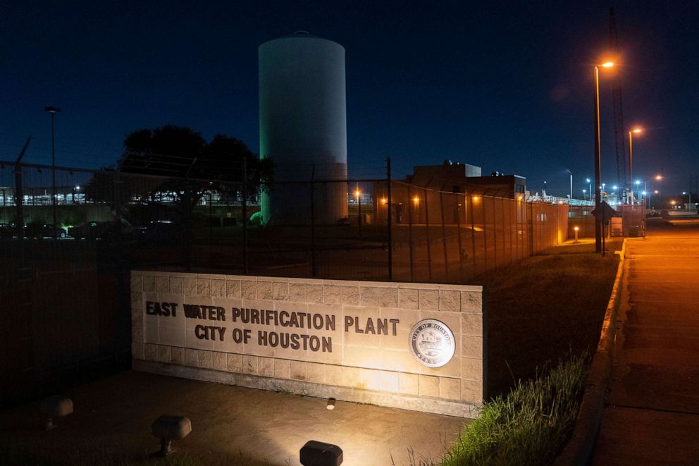 PHOTO: The East Water Purification Plant after a boil water notice was issued for the entire city of Houston, Nov. 28, 2022, in Houston.