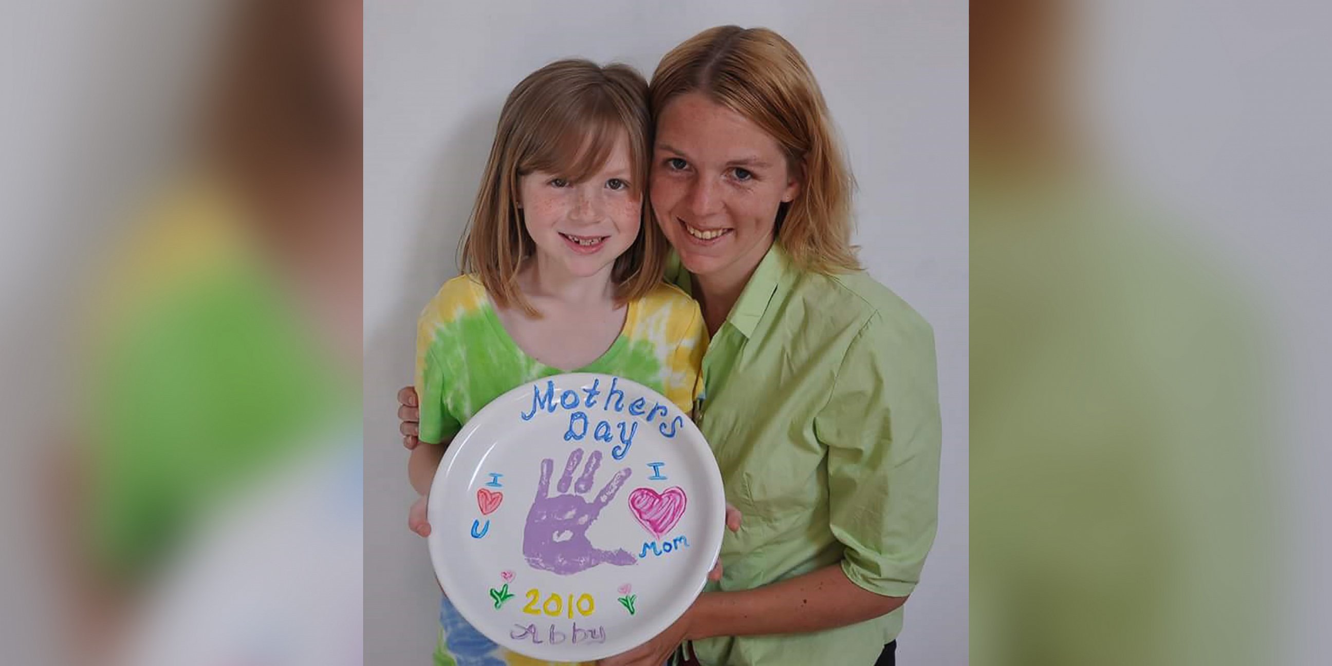 PHOTO: An undated handout photo shows Anna Williams of Delphi, Ind., with her daughter, Abby Williams, who was murdered in Feb. 2017.