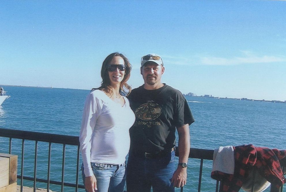PHOTO: Rhoni Reuter is seen here in this family photo taken Sept. 15, 2007 before she was killed.