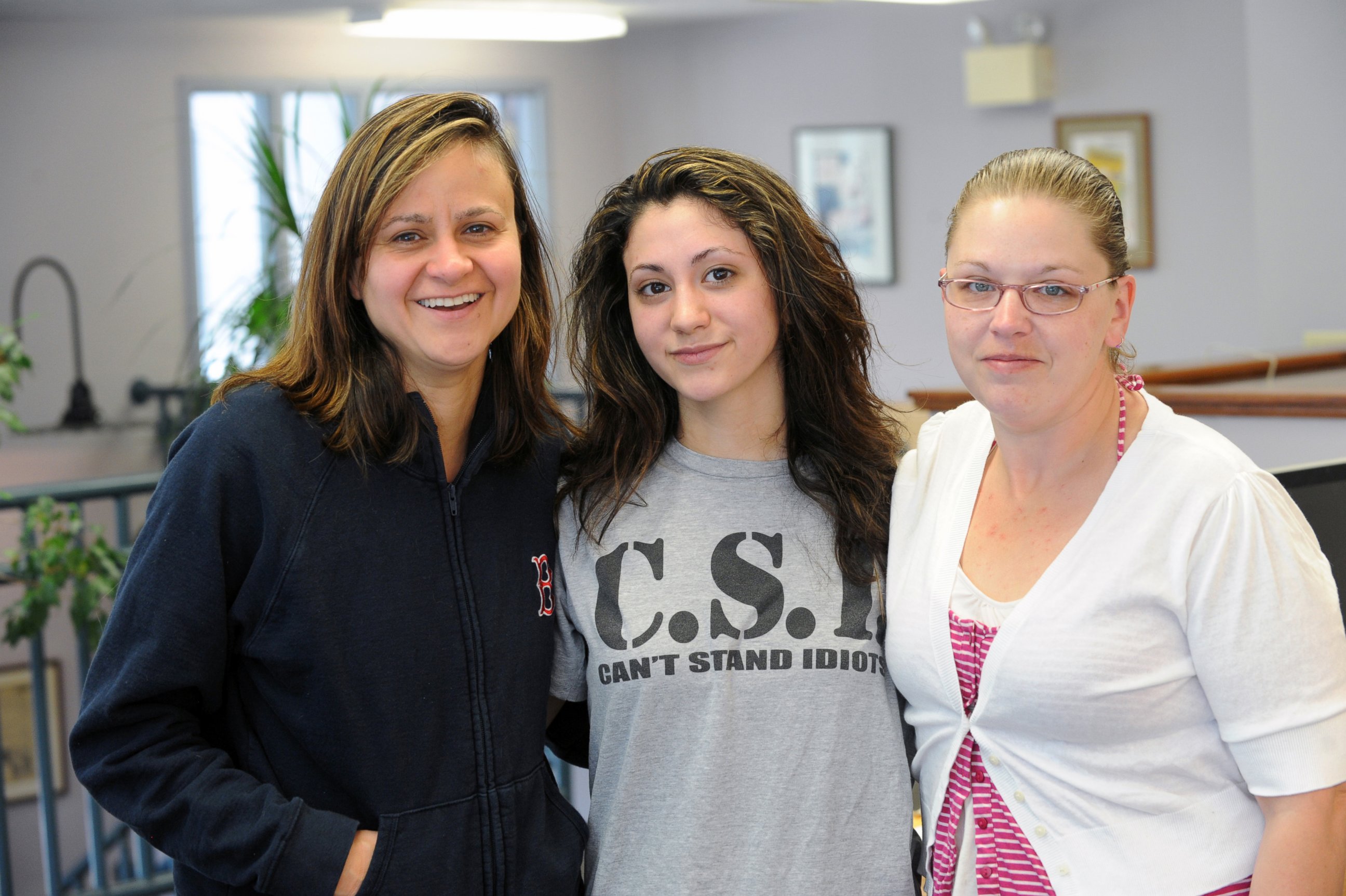 PHOTO: From left, Zenya Hernandez, Abby Hernandez, and family friend Amanda Smith, are pictured.