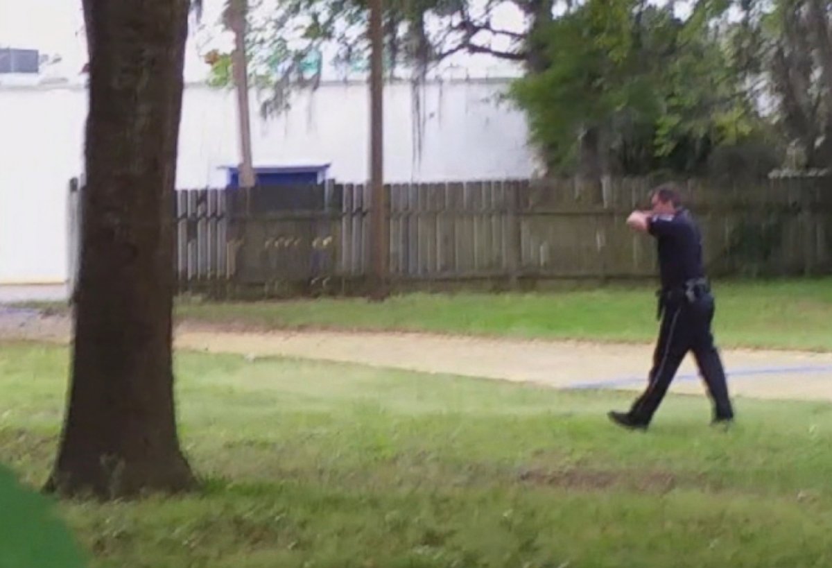 PHOTO: A sequence of images made from a bystander video shows Officer Michael Slager pursuing and then shooting Walter Scott in North Charleston, S.C. on April 4, 2015.