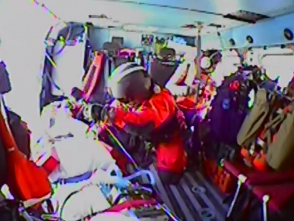 PHOTO: The U.S. Coast Guard medevaced a 75-year-old woman from a Royal Caribbean cruise ship off the coast of North Carolina on February 18, 2017.