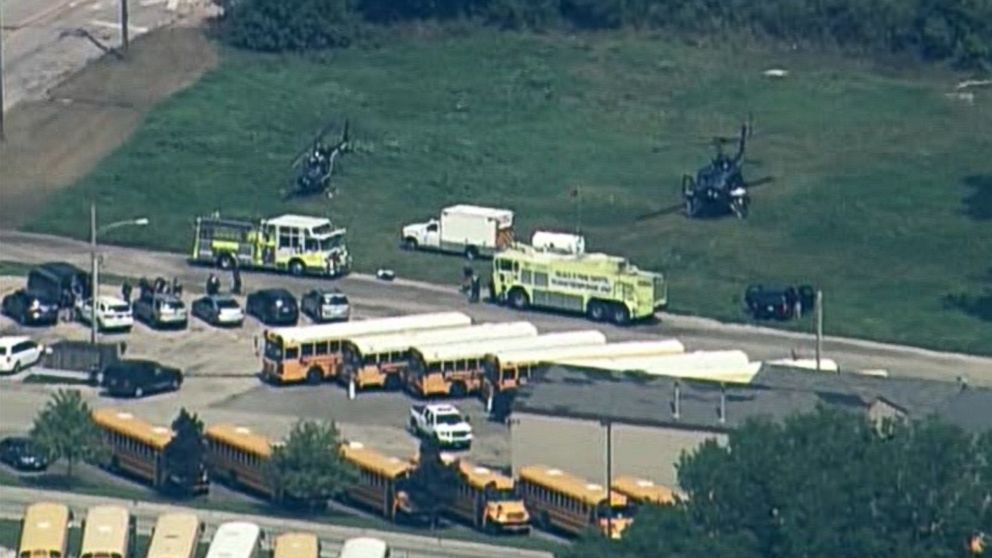 PHOTO:Law enforcement officers are conducting a massive manhunt after an officer was shot and killed, Sept. 1, 2015, in Fox Lake, Ill. 