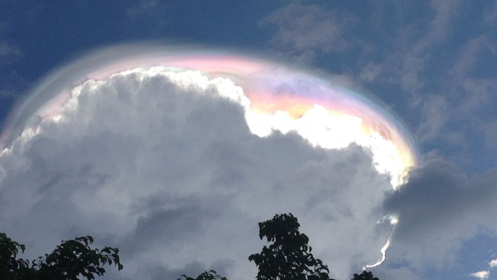 Mysterious Iridescent End Of Times Cloud Phenomenon Spotted In Costa Rica Good Morning America