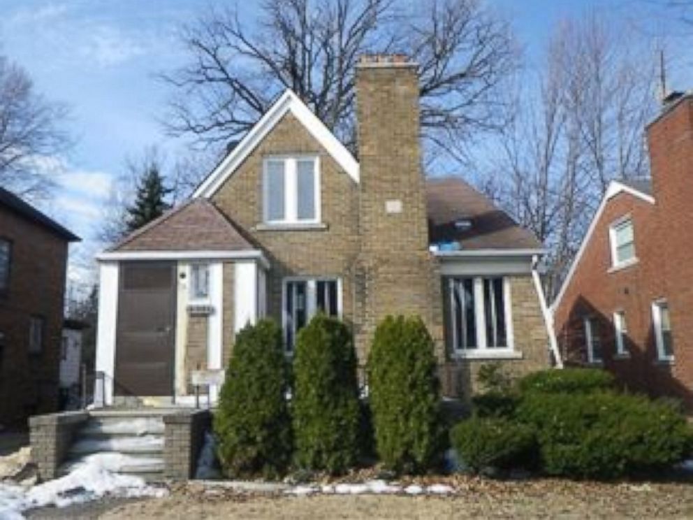 PHOTO: A home for sale in Detroit for $1000 through the "Building Detroit" organization.