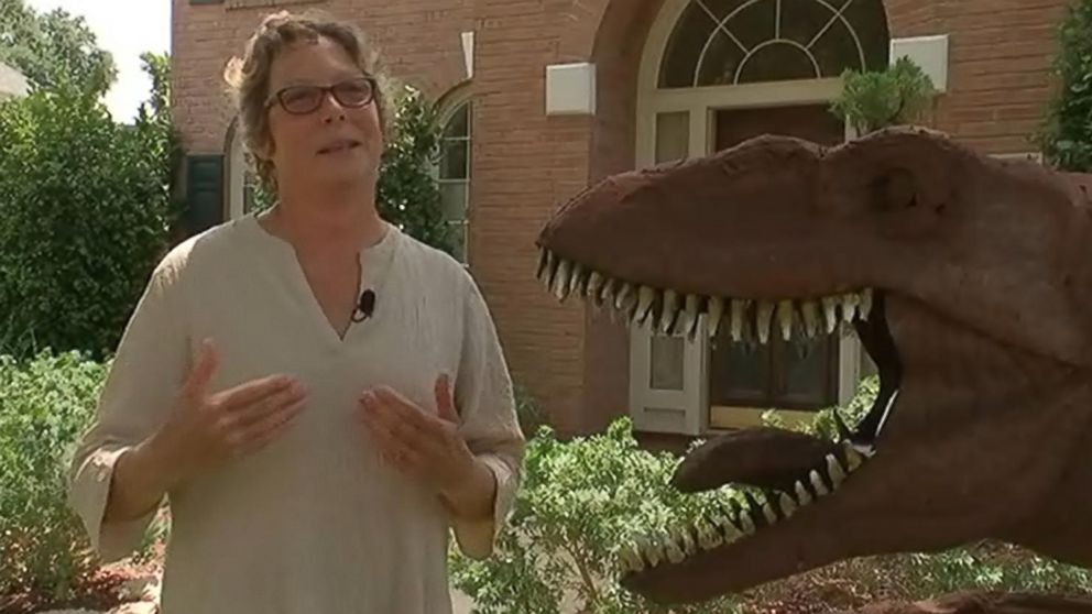 PHOTO: Nancy Hentschel is pictured talking about her dinosaurs. 