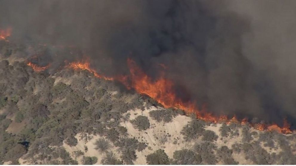 PHOTO: The Blue Cut Fire rages on in San Bernardino County, California, on August 16, 2016.