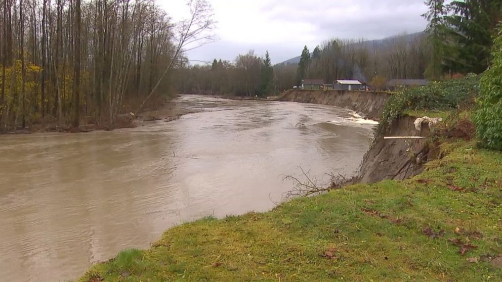 Skagit River flooding in Washington State has caused banks to erode, threatening several homes.