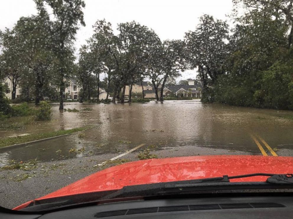 PHOTO: Lindsey Gullett's apartment complex was completely underwater after Hurricane Matthew hit Beaufort, South Carolina.