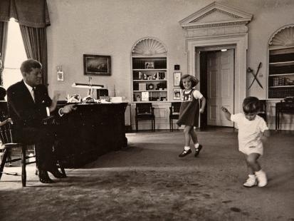 New Photos of the Kennedy Family Go Up For Auction Photos | Image #51 ...