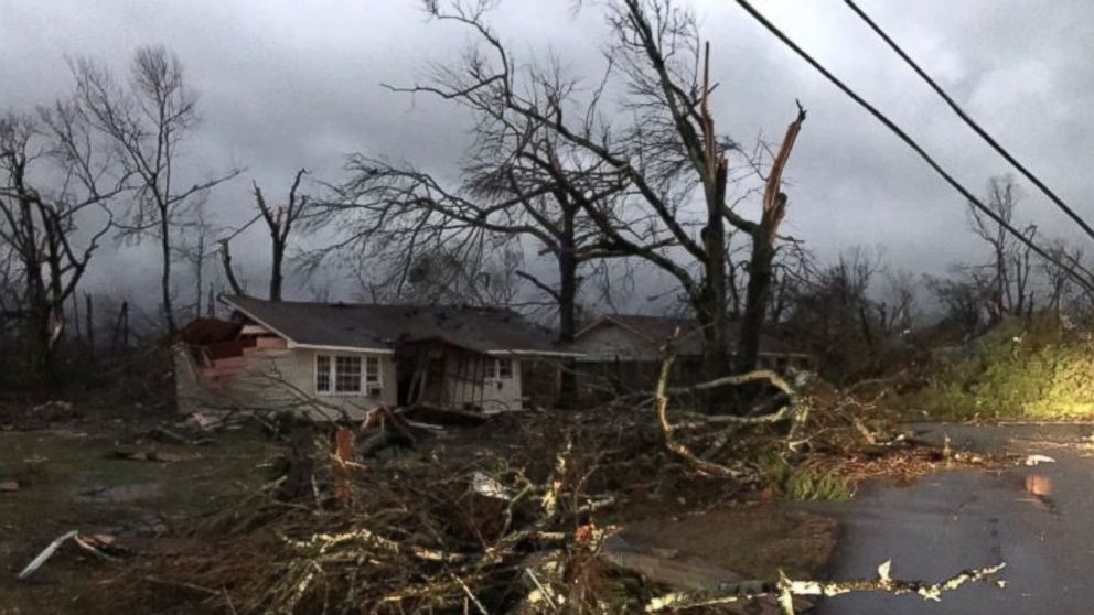 At Least 4 Dead as Tornadoes Batter the Southeast - ABC News