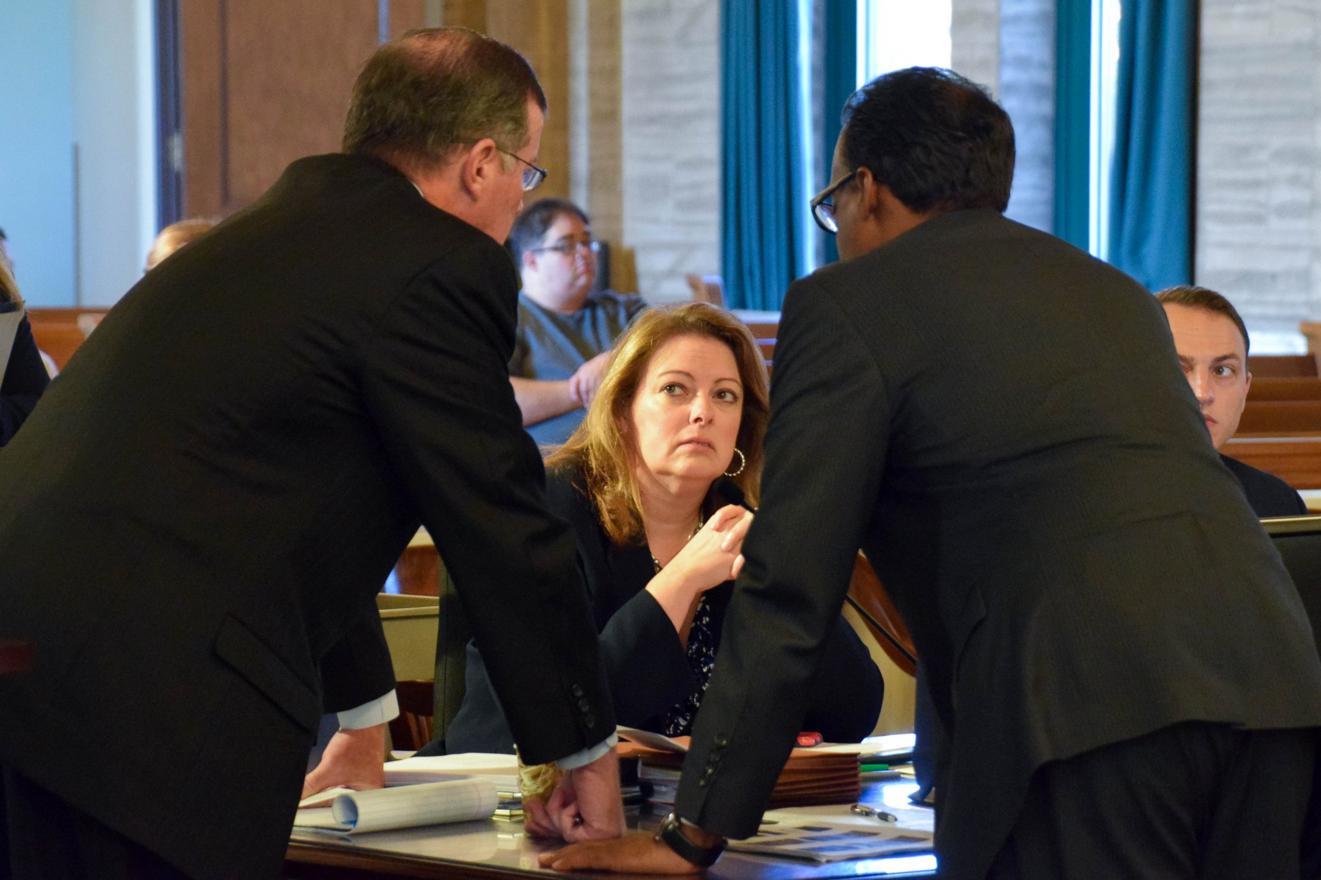 PHOTO: Prosecutors Mary Rain, center, and William Fitzpatrick, left, conference with defense attorney Earl Ward, right, on Sept. 20, 2016 in Canton, New York.