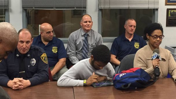 How a NJ Police Officer Helped a Non-Verbal Teen With Autism Express ...