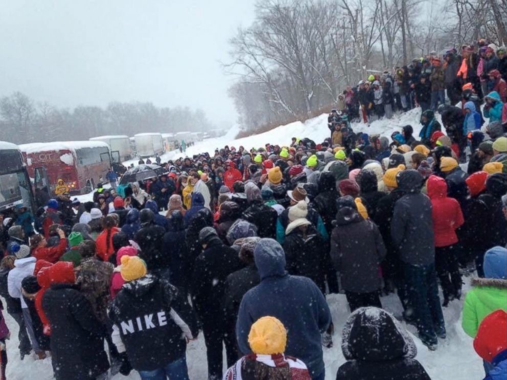 PHOTO:Stranded drivers held Mass on the Pennsylvania Turnpike, Jan. 23, 2016.  