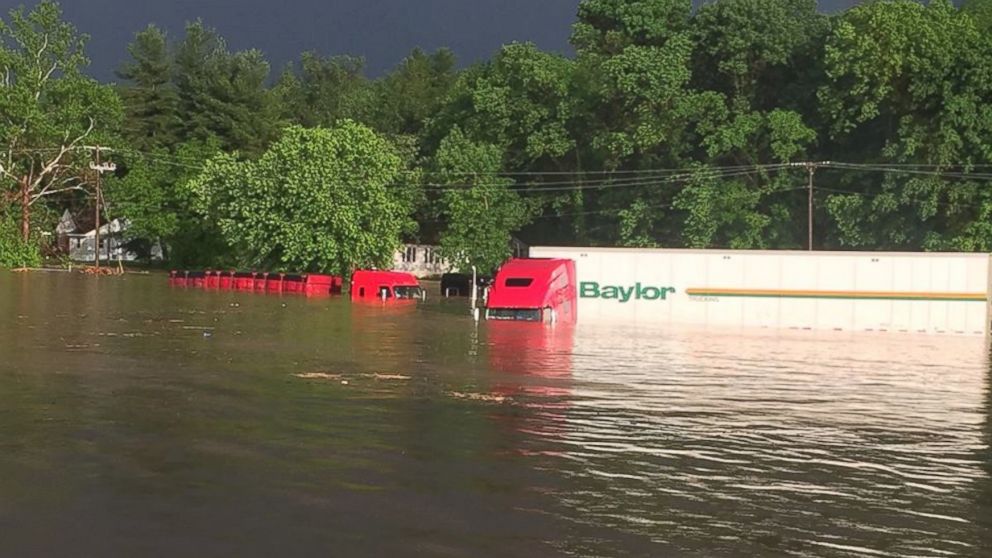 PHOTO: Flash flooding in Salem, Indiana, on May 19, 2017.