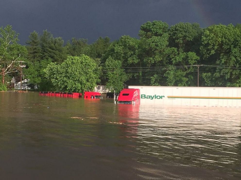 PHOTO: Flash flooding in Salem, Indiana, on May 19, 2017.