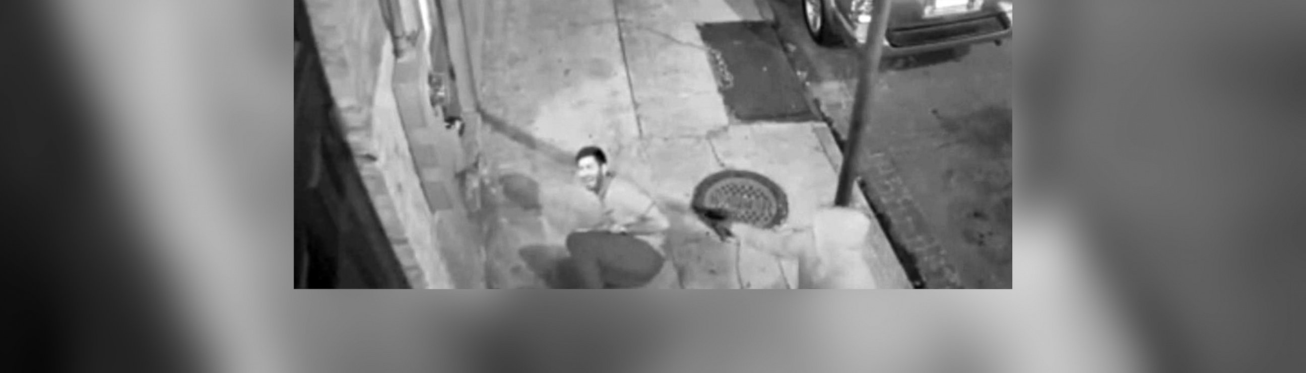 PHOTO: Surveillance video released by police shows a man that they identified as suspect Euric Cain targeting medical student Peter Cold on Nov. 20, 2015 in New Orleans. 