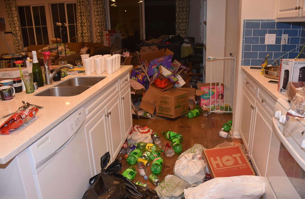 PHOTO: Authorities found David and Louise Turpin's California home full of trash during their 2018 search.