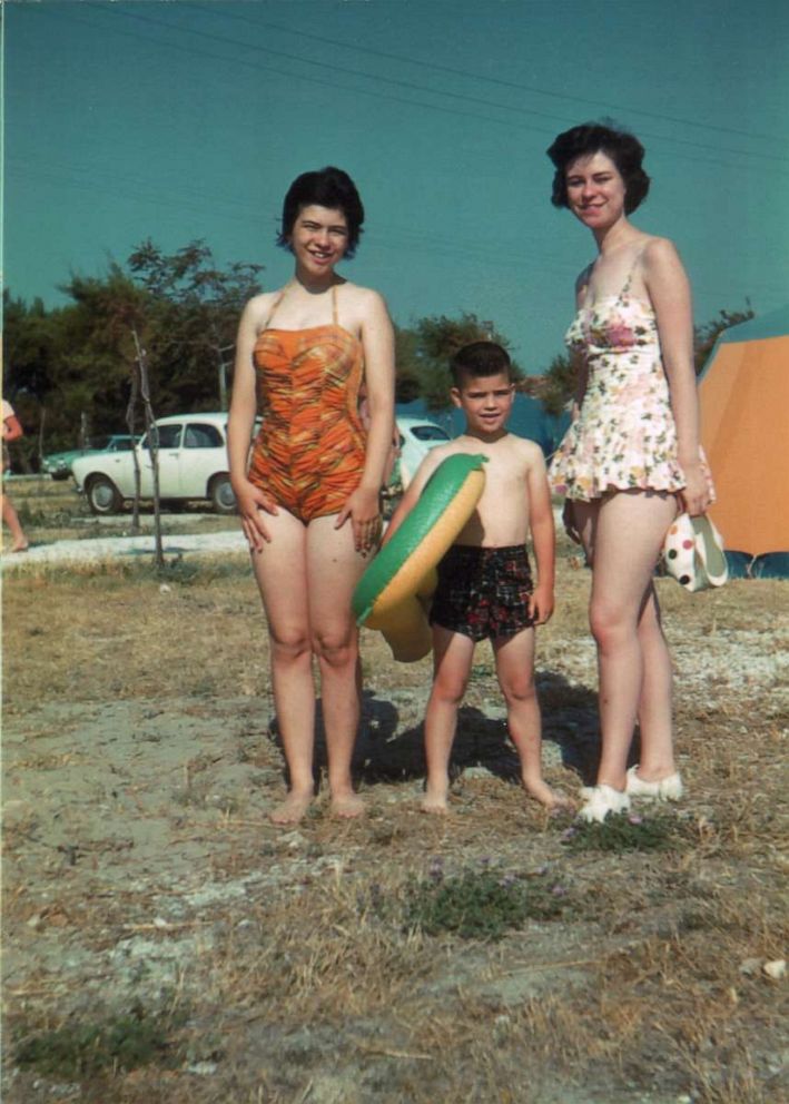 Evan Williams is seen here with his two sisters, Margaret Williams (left) and Marianne Williams (right) in this 1962 family photo.