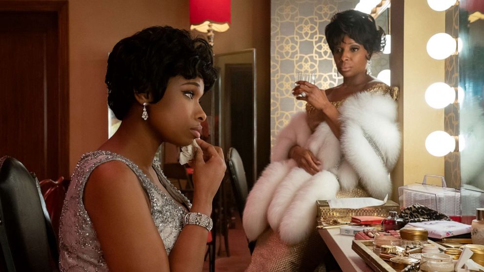 PHOTO: Jennifer Hudson and Mary J. Blige in a scene from "Respect."
