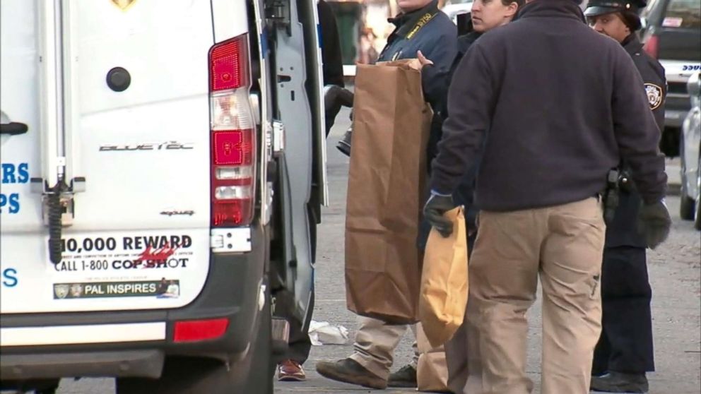 PHOTO: Human remains were uncovered in a Queens, N.Y., backyard, March 12, 2019.