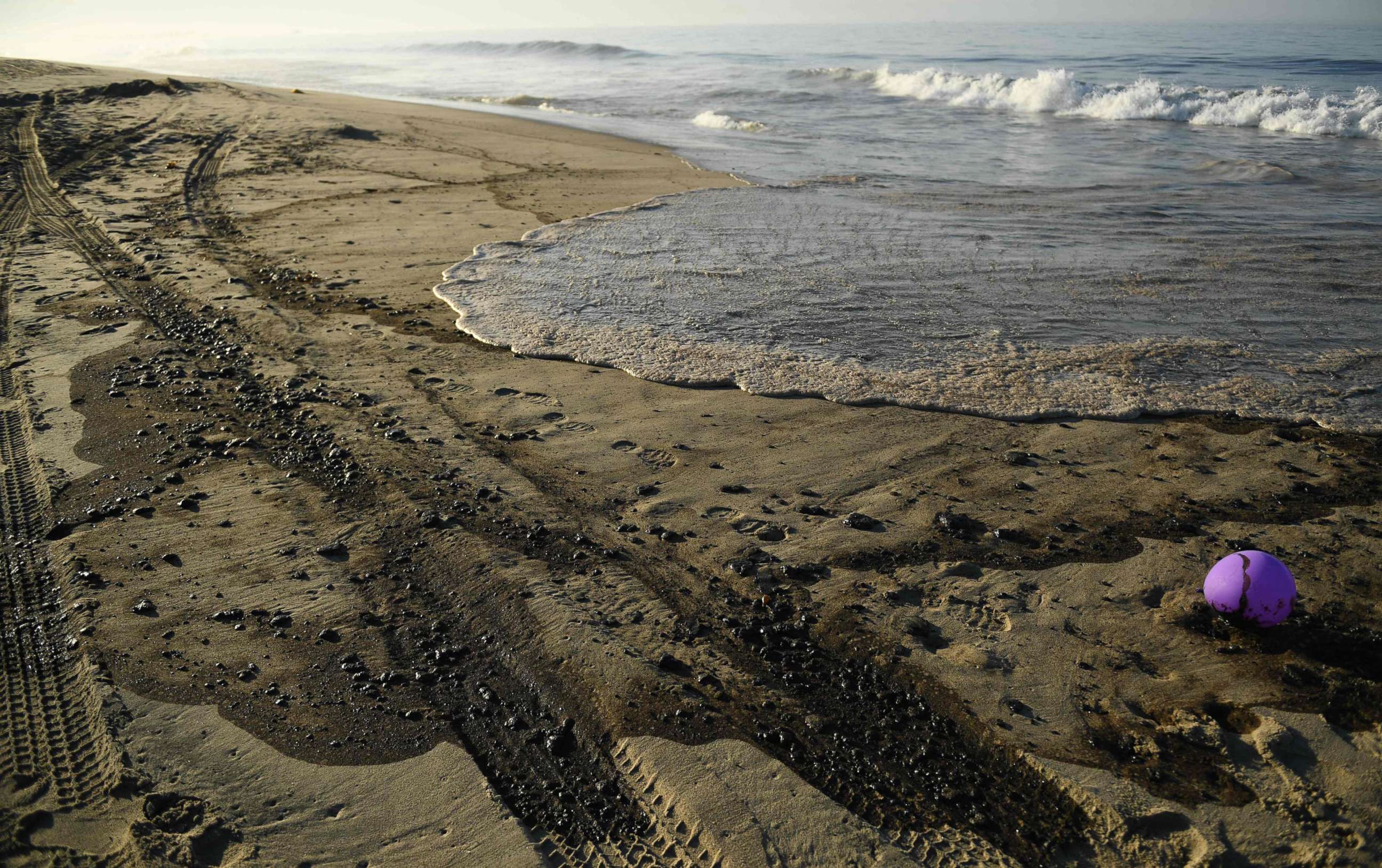 PHOTO: Oil is seen on the beach in Huntington Beach, California, Oct. 3, 2021, after a pipeline breach.