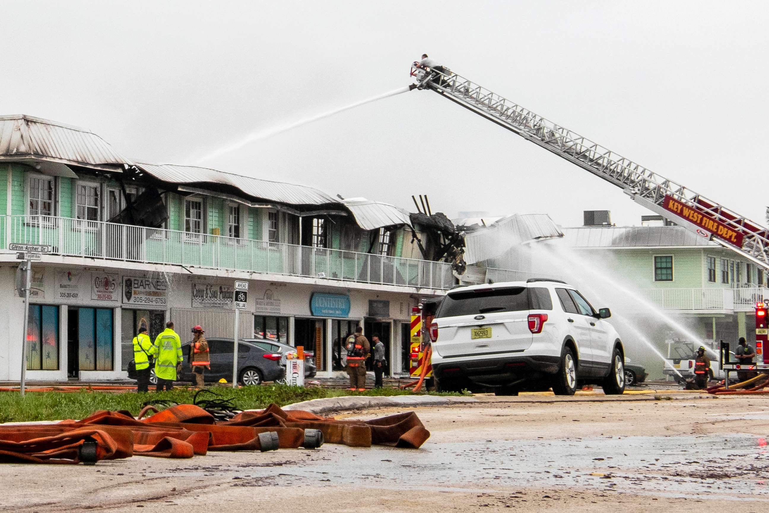 PHOTO: Key West Fire Department works on a strip mall fire on Flagler Ave., in midtown Key West, Fla., in the aftermath of Hurricane Ian's tropical winds, Sept. 28, 2022.