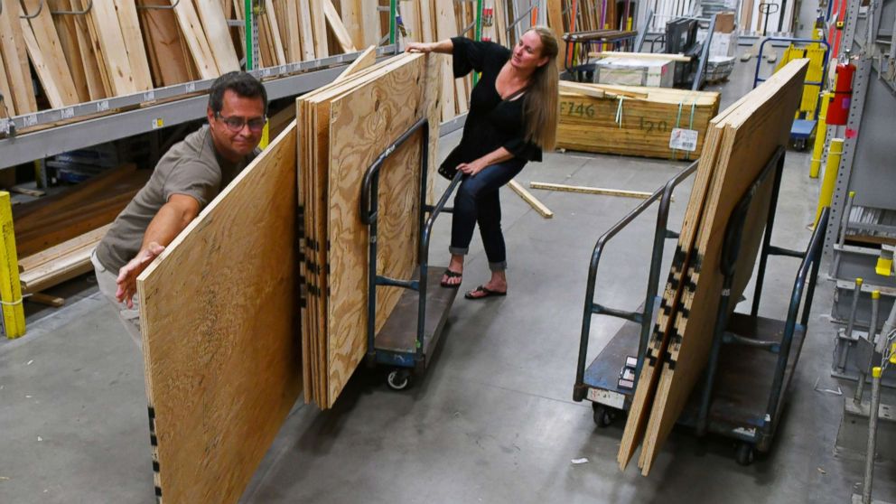 PHOTO: Wes and Davina Hardin of Palm Bay are buying plywood and other hurricane supplies in preparation for Hurricane Irma on Sept. 4, 2017, at the Melbourne Lowe's Home Improvement Store on Minton Road, Fla. 
