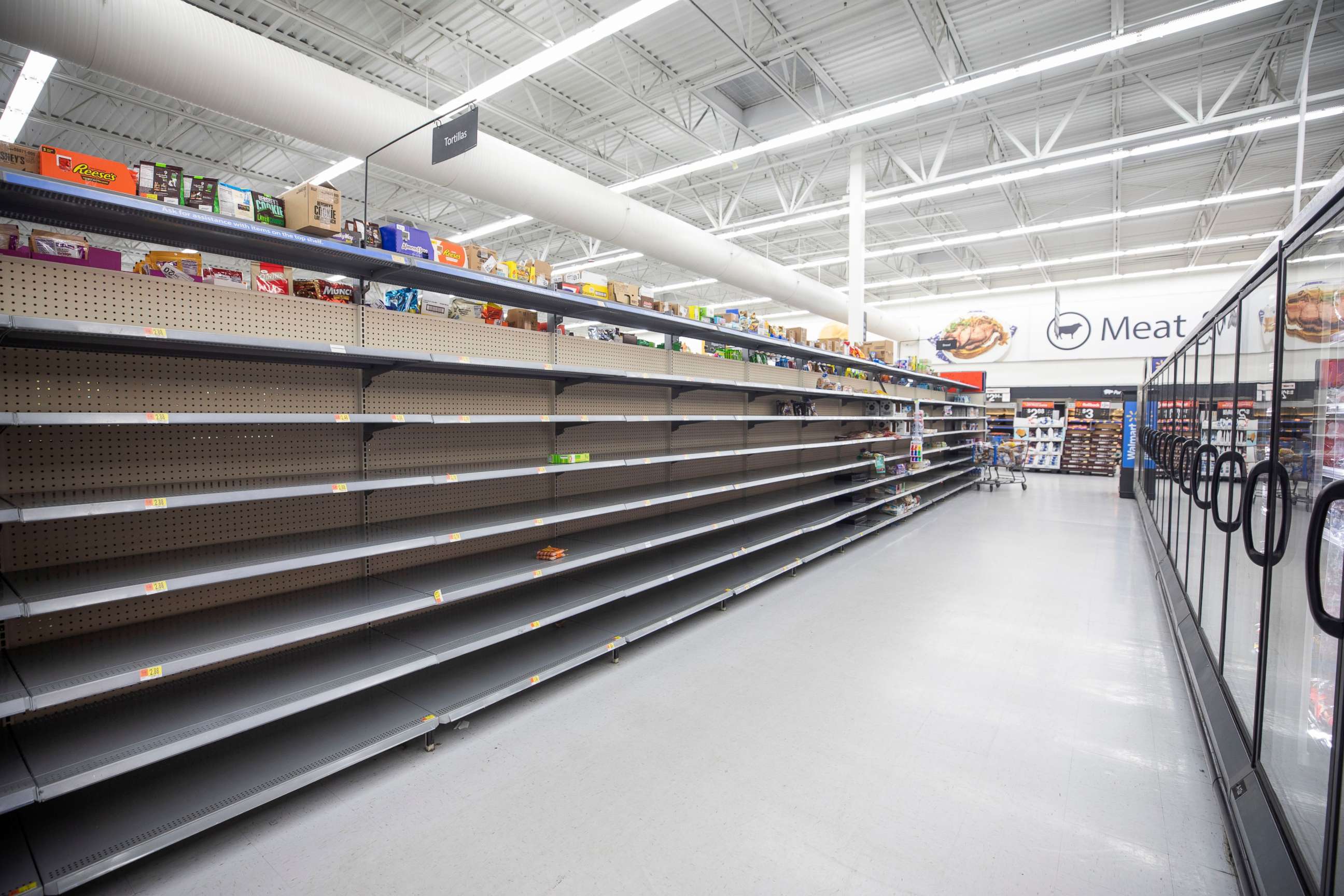PHOTO: The bread aisle at Walmart is empty two days before Hurricane Florence is expected to strike Wilmington, N.C., Sept. 12, 2018.