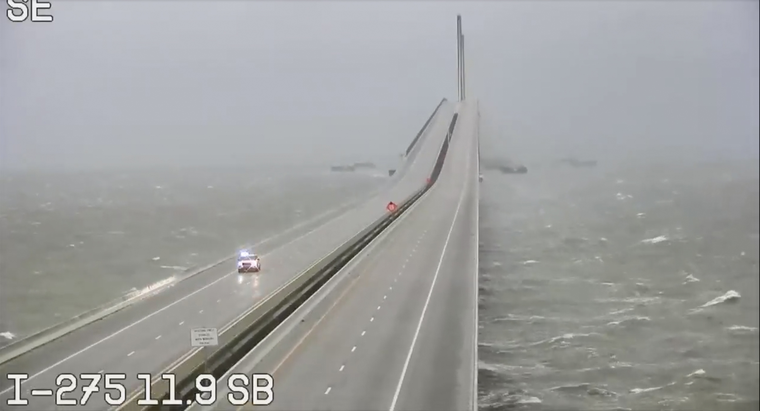 PHOTO: Vehicles travel on the Sunshine Skyway over Tampa Bay, Fla., Sept. 28, 2022.
