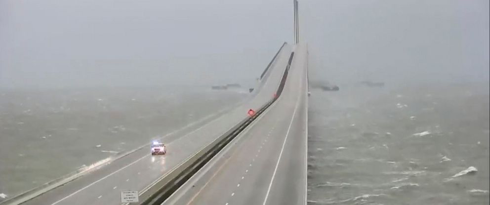 PHOTO: Vehicles travel on the Sunshine Skyway over Tampa Bay, Fla., Sept. 28, 2022.