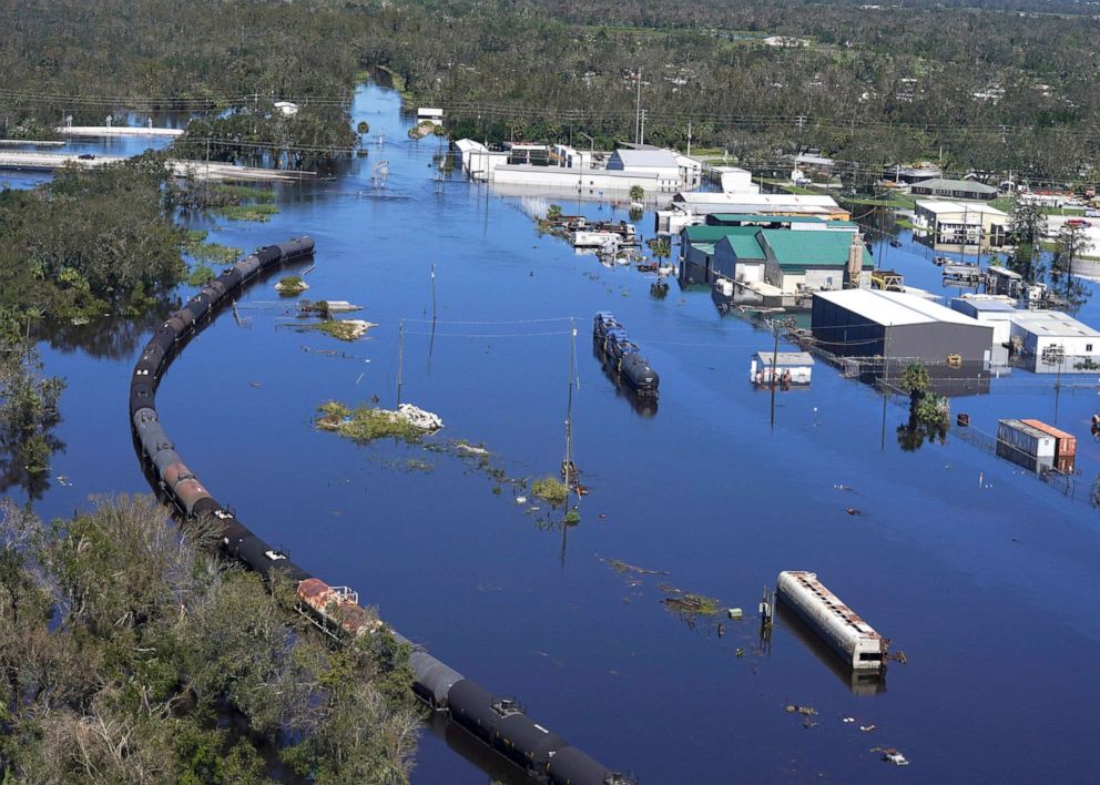 PHOTO: Homes and businesses are flooded from the rising waters of the Peace River after Hurricane Ian, on Sept. 30, 2022, in Arcadia, Fla. 