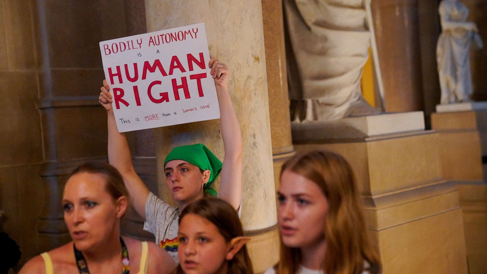 Judge temporarily stops Indiana abortion ban - Good Morning America
