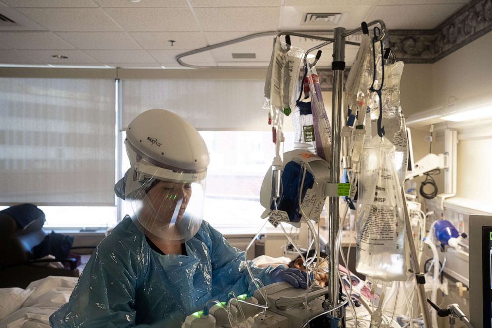 PHOTO: A healthcare worker  tends to a patient on a ventilator in the Intensive Care Unit of Baptist Health Floyd on Sept. 7, 2021, in New Albany, Ind.