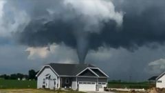 27 Reported Tornadoes Rip Through Iowa, Devastating Towns - ABC News