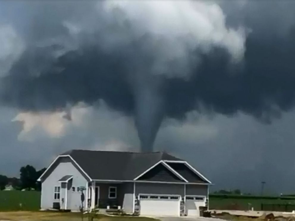 27 reported tornadoes rip through Iowa, devastating towns CentralNewsNow