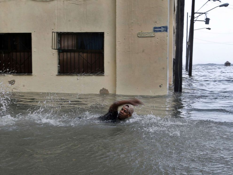 Photos highlight Irma's path of destruction in Cuba - ABC News