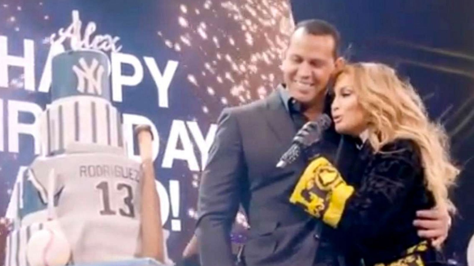 PHOTO: Jennifer Lopez wished Alex Rodriguez happy birthday with his family during her concert in Miami.