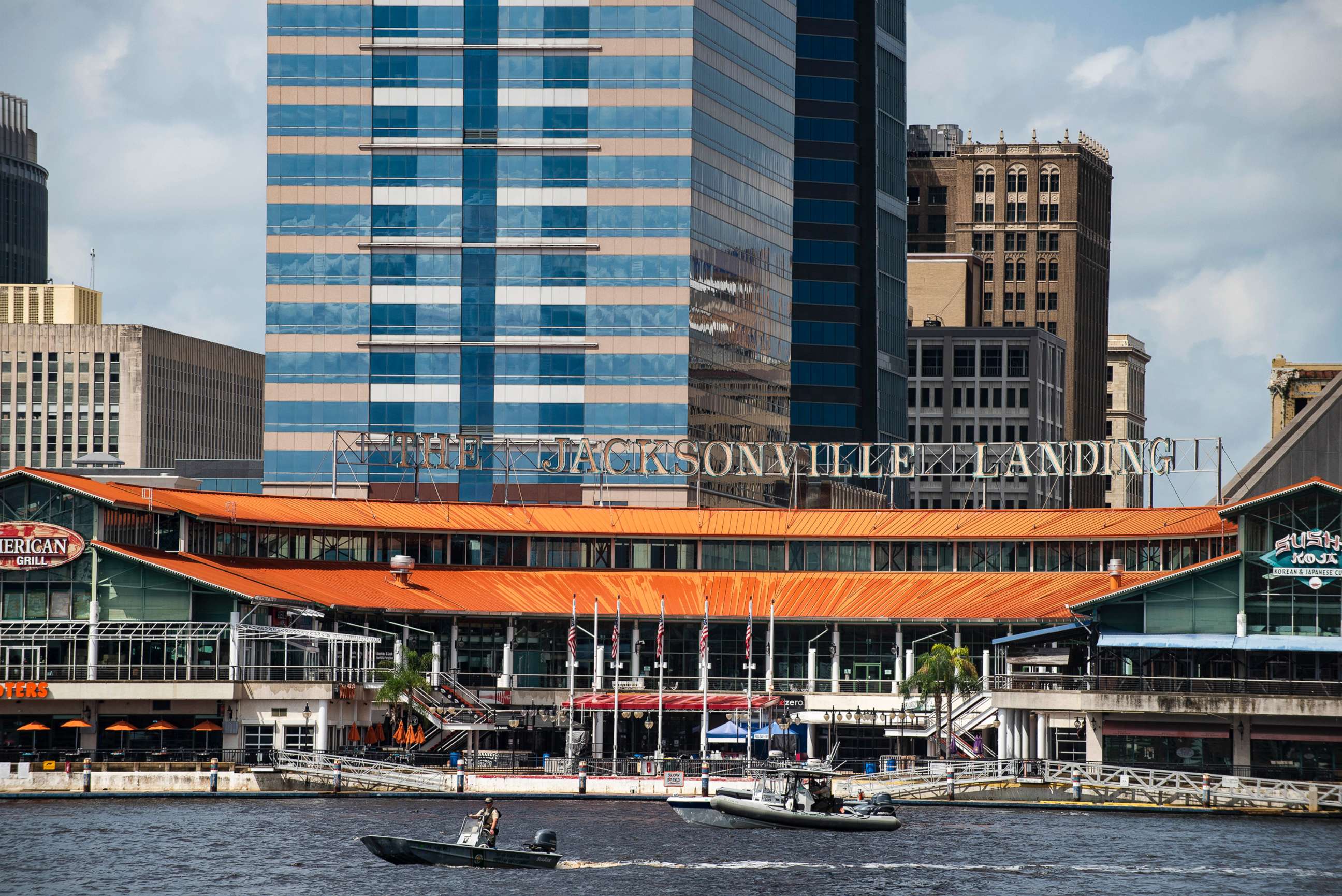 PHOTO: The coast guard patrols the St John's river outside of the Jacksonville Landing in Jacksonville, Fla., Aug. 26, 2018.