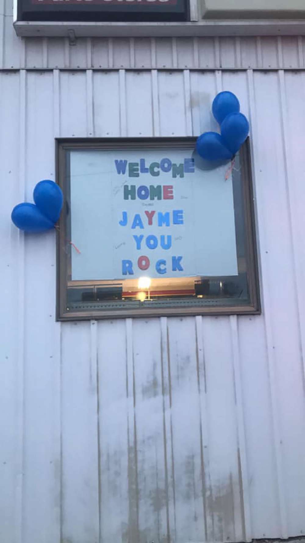 PHOTO: Signs welcoming Jayme Closs home are seen in Barron County, Wisc. 