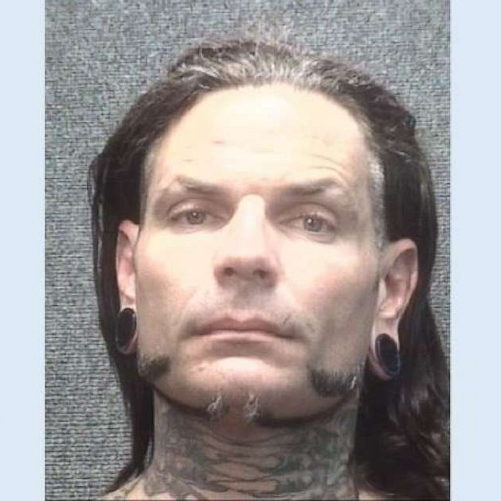 jeff-hardy-mug-wings-ho-mo-20190714_hpMain_1x1_992.jpg