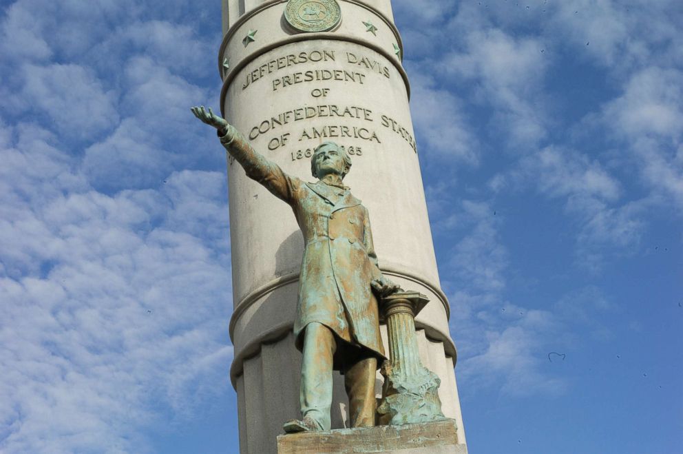 PHOTO: A statue of Confederate President Jefferson Davis towers over Monument Avenue, Sept. 15, 2017, in Richmond, Va. 