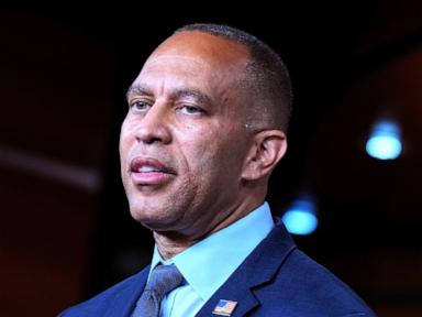 House Democratic Leader Jeffries calls on lawmakers to 'act urgently' on AI
