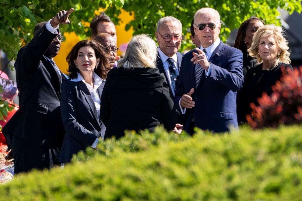 PHOTO: President Joe Biden and First Lady Dr. Jill Biden visit a memorial at Tops Friendly Market, May 17, 2022 in Buffalo, NY.