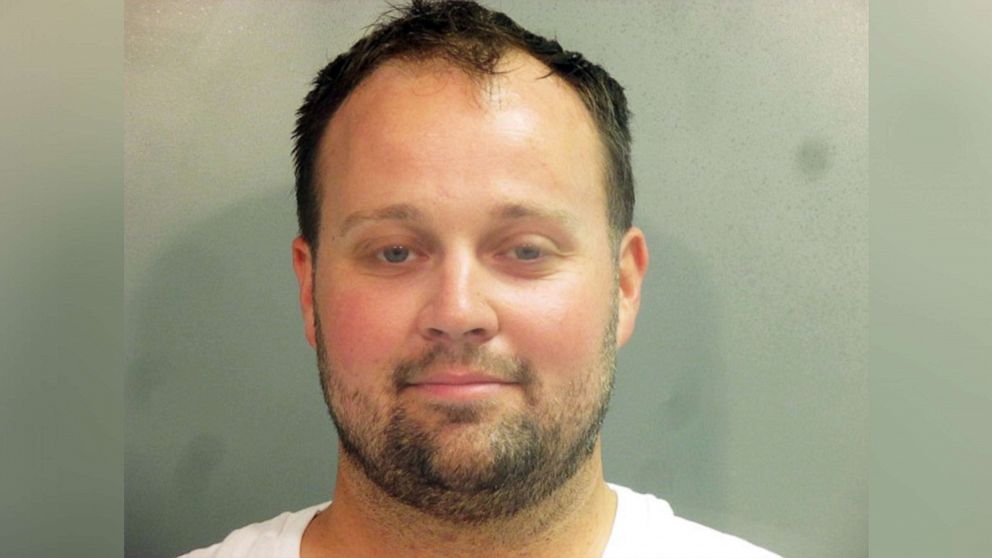 Josh Duggar charged with possessing child pornography: DOJ ...