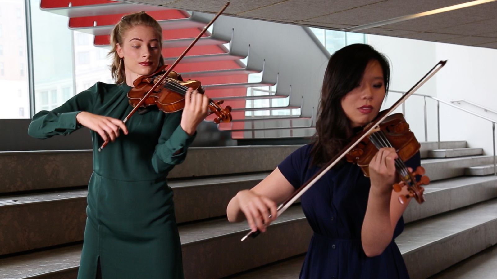 PHOTO: Mariella Haubs and Jocelyn Zhu two Juilliard School alums travel the world playing at refugee camps.