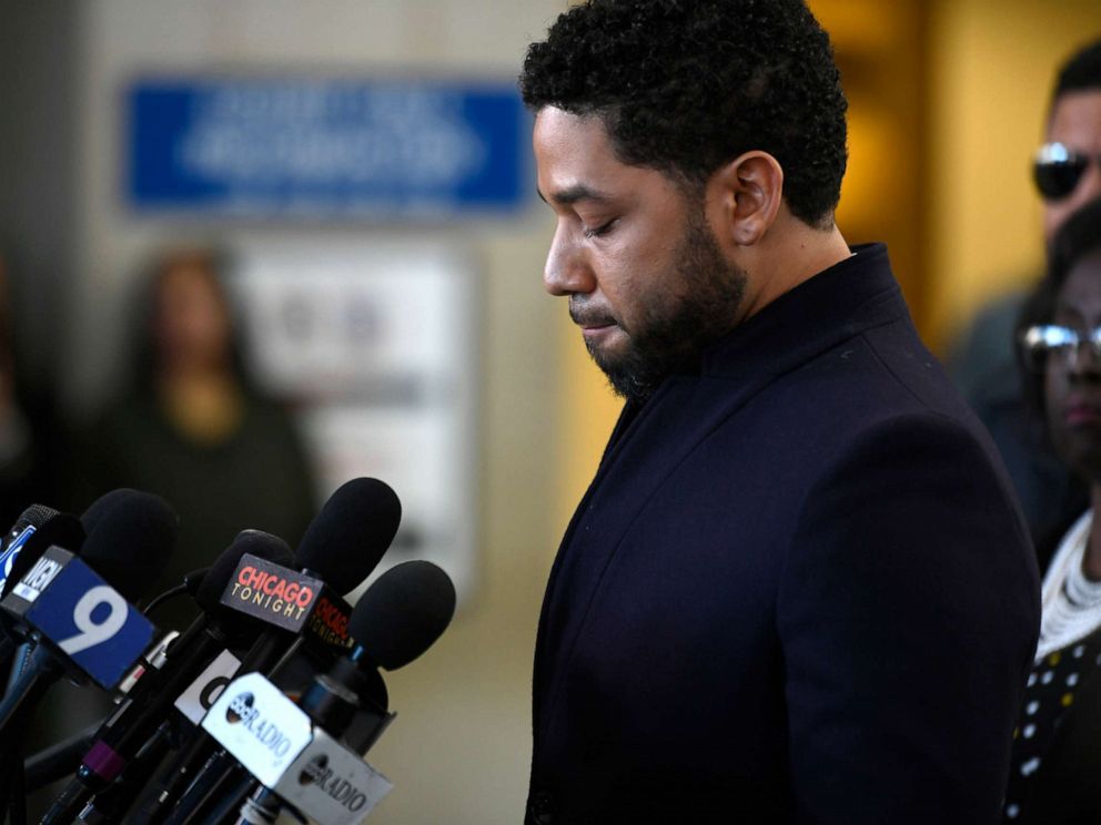 PHOTO: Actor Jussie Smollett talks to the media before leaving Cook County Court after his charges were dropped, March 26, 2019, in Chicago.
