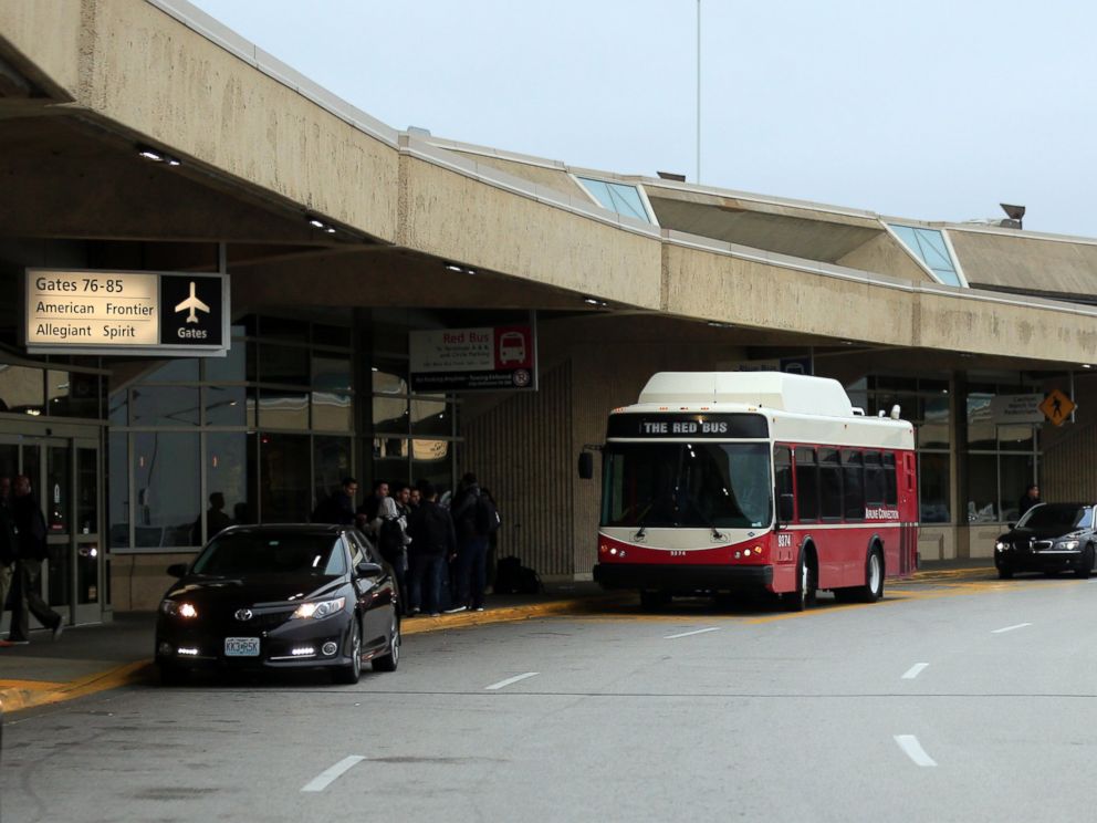 bus shuttle from kansas city airport to fort riley