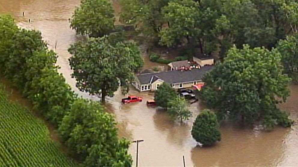 At least 160 water rescues, 1 death in Kansas City area flooding - ABC News